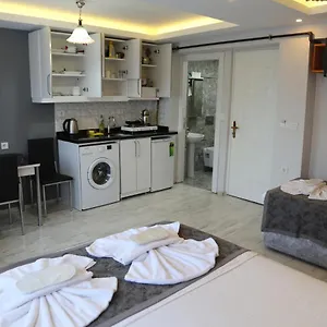 arat-apartments.istanbul-turkeyhotels.com/